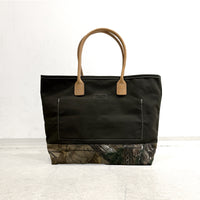 【HERITAGE LEATHER × AT.1011】Day Tote Bag / Olive × Real Tree Camo