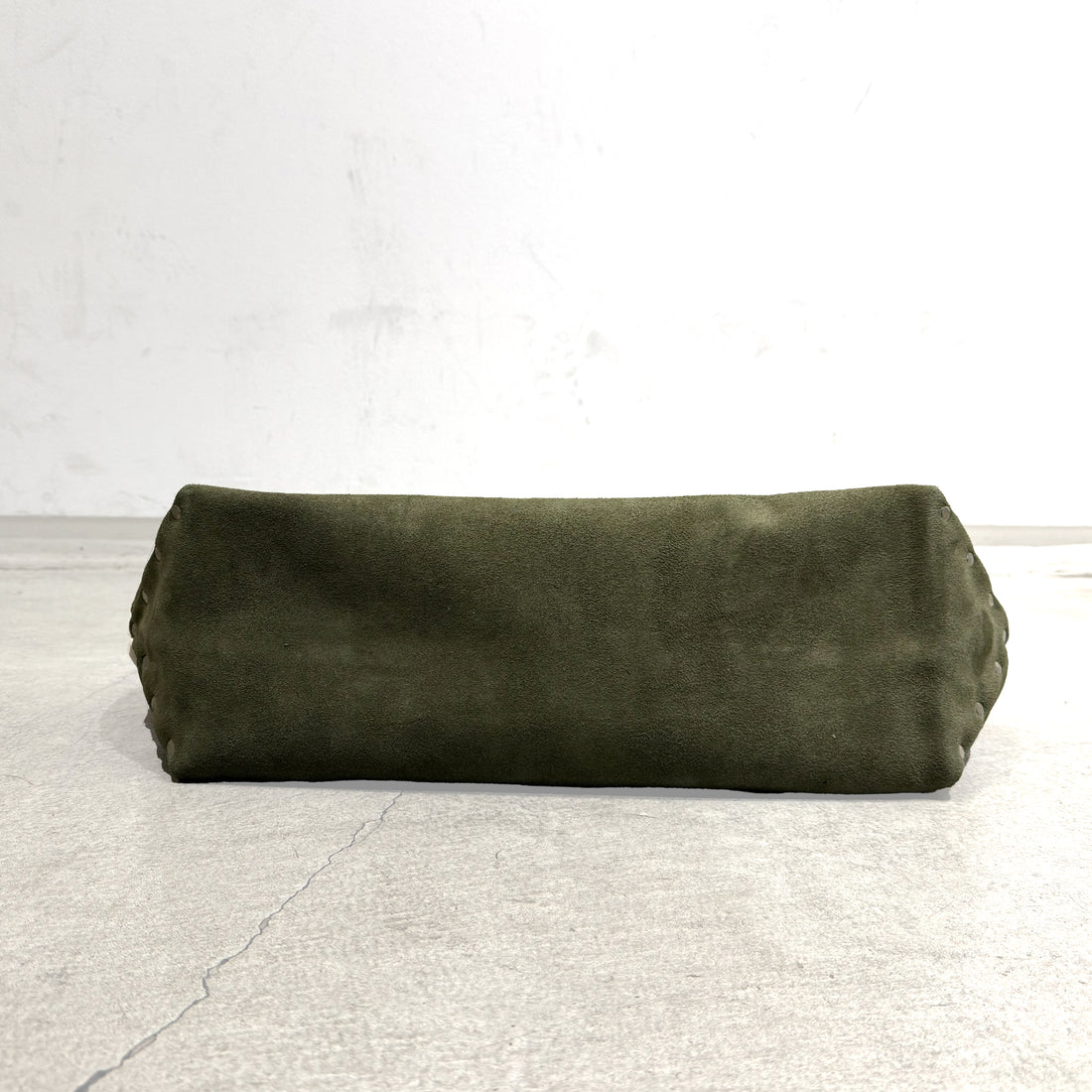 【HERITAGE LEATHER × AT.1011】Vintage Patches Day Tote / Natural × Olive Suede