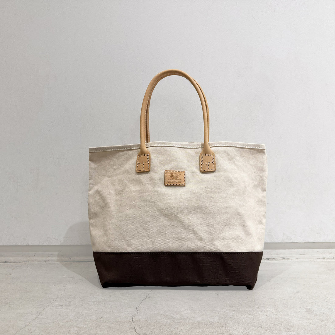 【HERITAGE LEATHER × AT.1011】Day Tote Bag / Natural × Dark Brown
