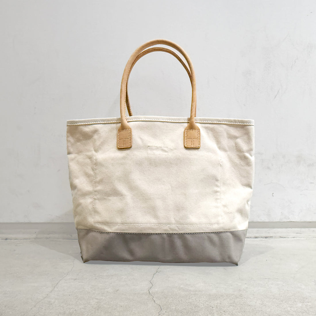 【HERITAGE LEATHER × AT.1011】Day Tote Bag / Natural × Grey Canvas