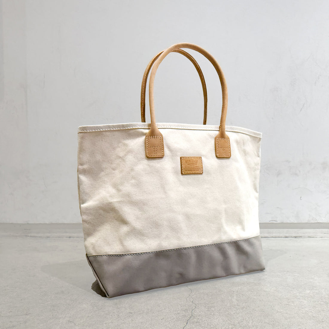 【HERITAGE LEATHER × AT.1011】Day Tote Bag / Natural × Grey Canvas