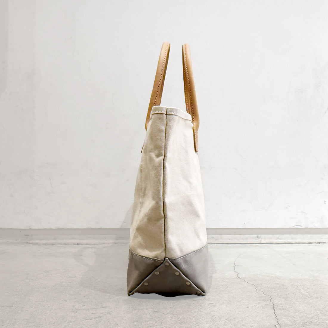 【HERITAGE LEATHER × AT.1011】Day Tote Bag / Natural × Grey Canvas