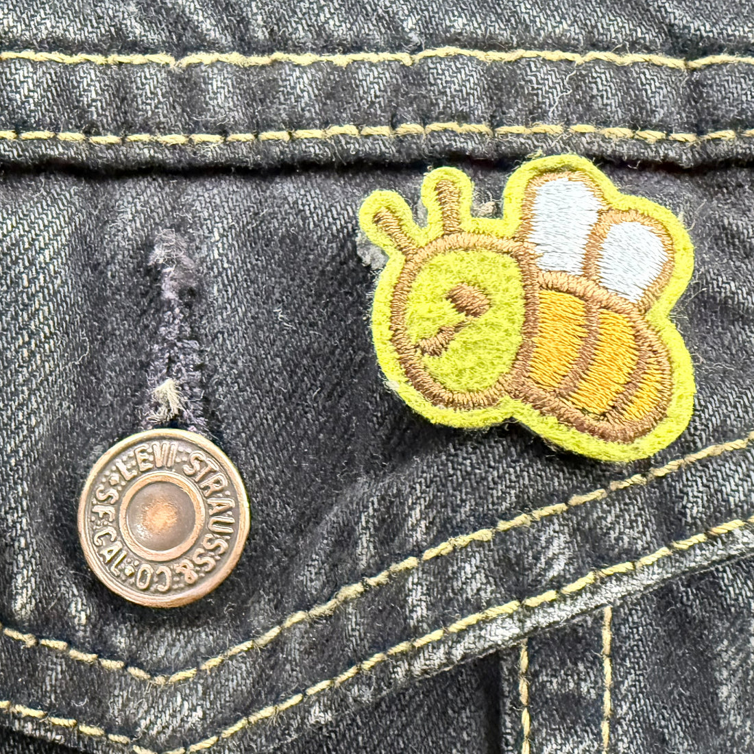 【Used & Vintage】【LEVI’S】Bee 刺繍パッチ ブラックデニムジャケット