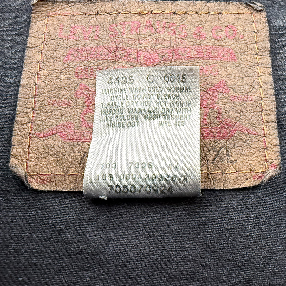 【Used & Vintage】【LEVI’S】Bee 刺繍パッチ ブラックデニムジャケット