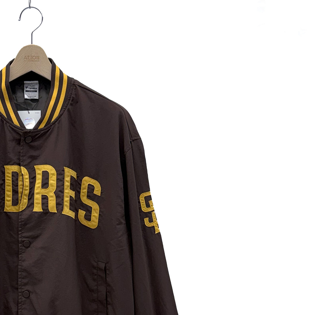 【Fanatics】MLB パドレス ナイロンスタジャン ブラウン