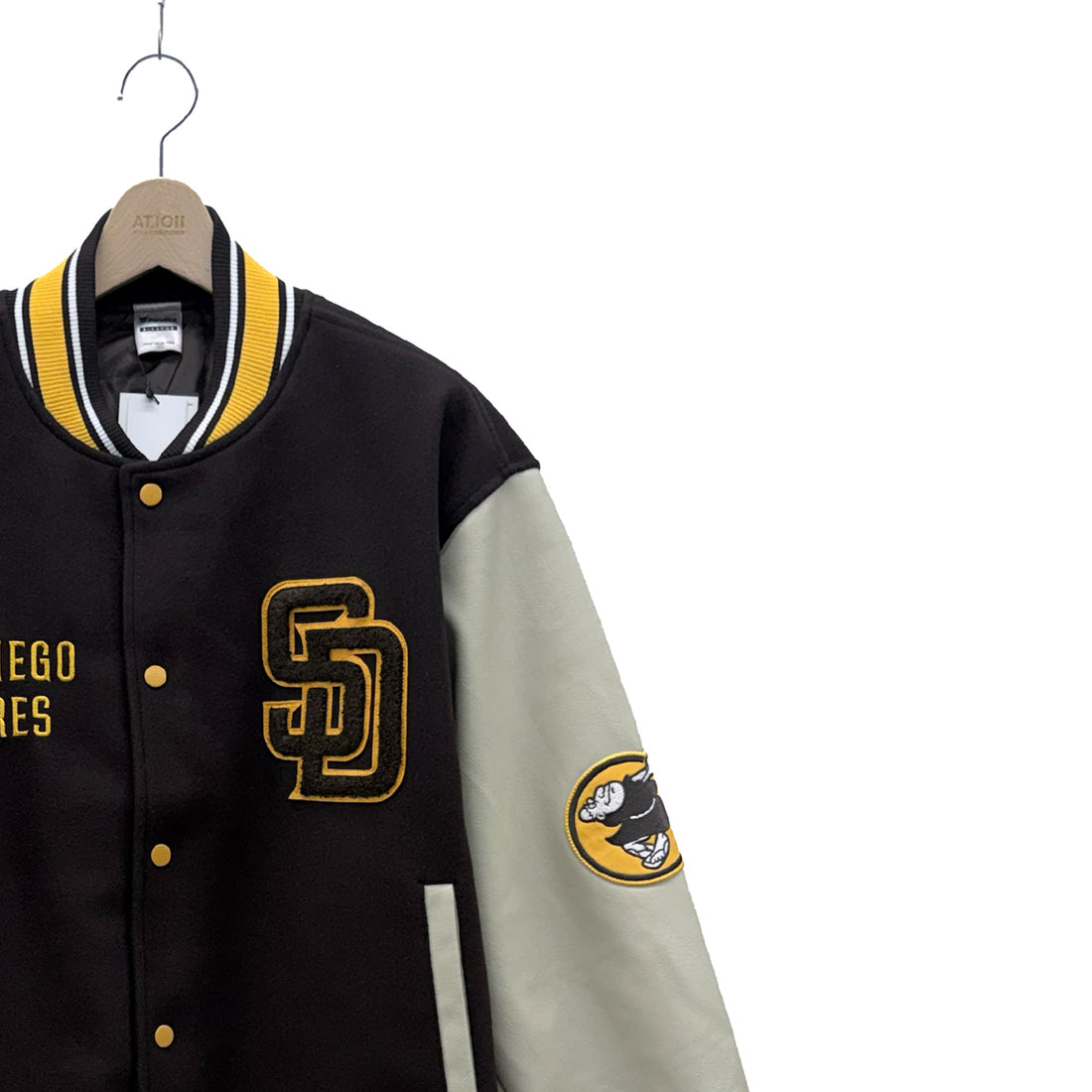 【Fanatics】MLB パドレス バーシティジャケット ブラック