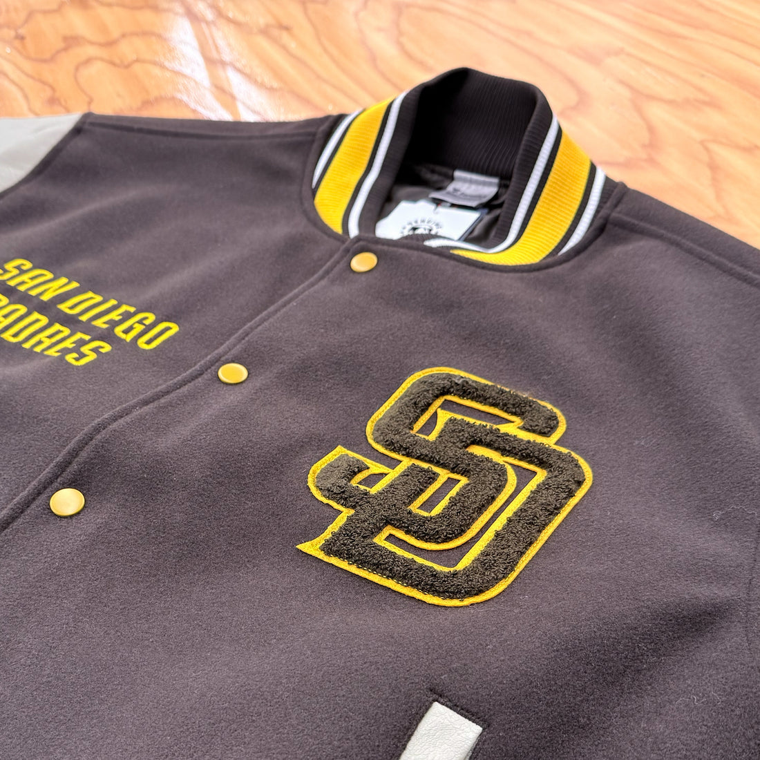 【Fanatics】MLB パドレス バーシティジャケット ブラック