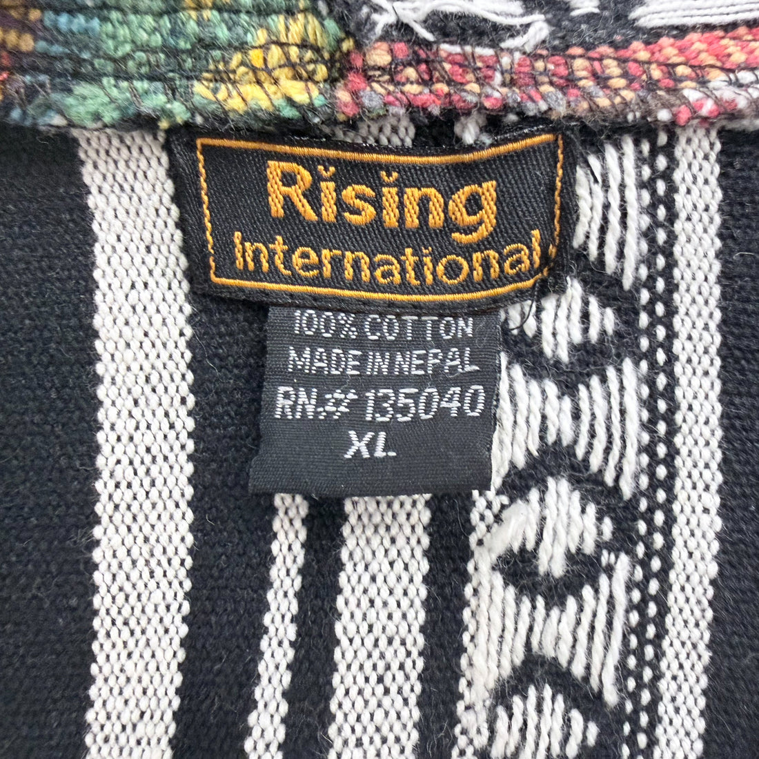 【Used & Vintage】【RISING INTERNATIONAL】ネパール製 パッチワークフーデッドジャケット