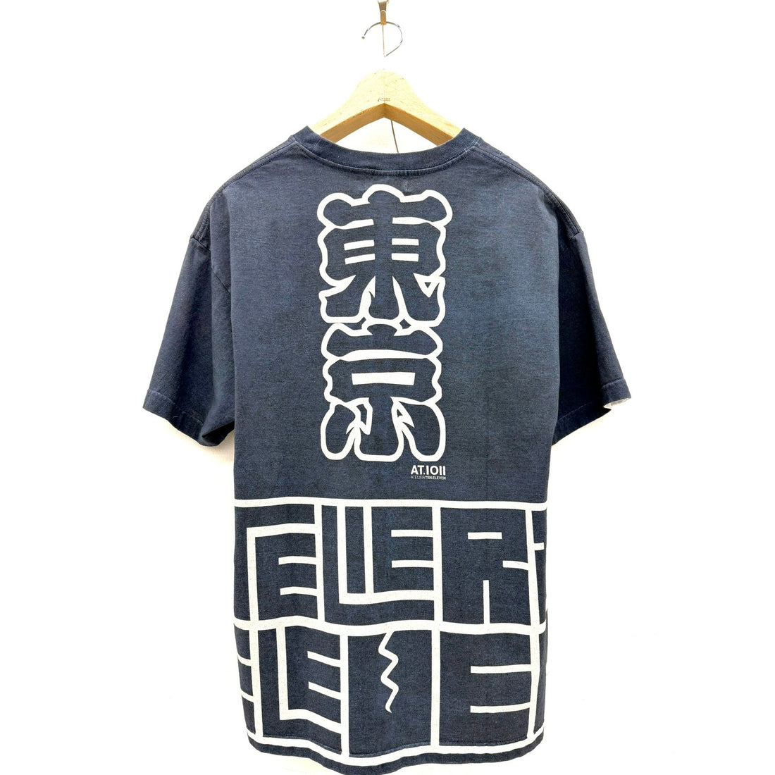 【AT.1011】【天威麗聞】ロゴプリント T-Shirt